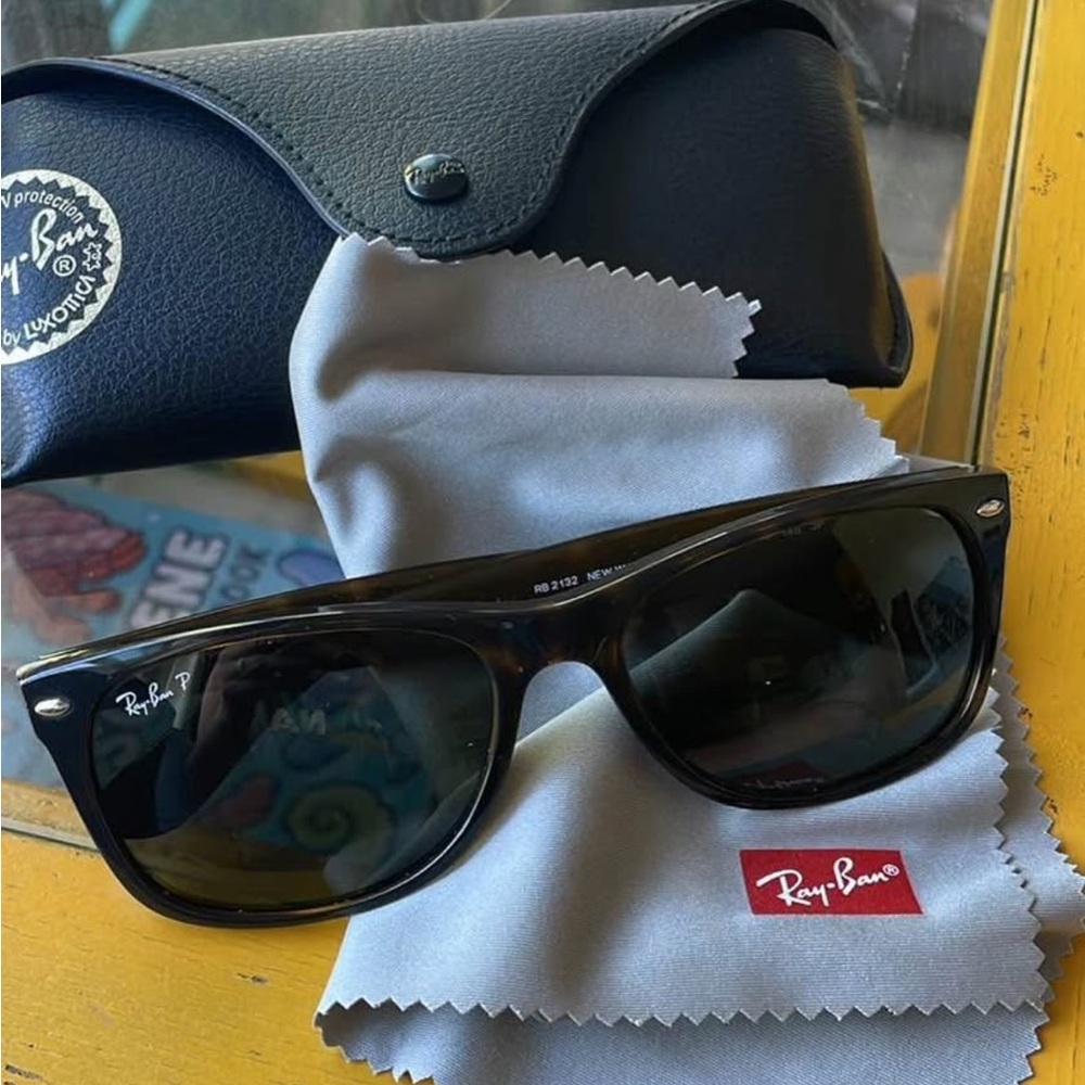Ray-Ban New Wayfarer Tortoise Sunglasses